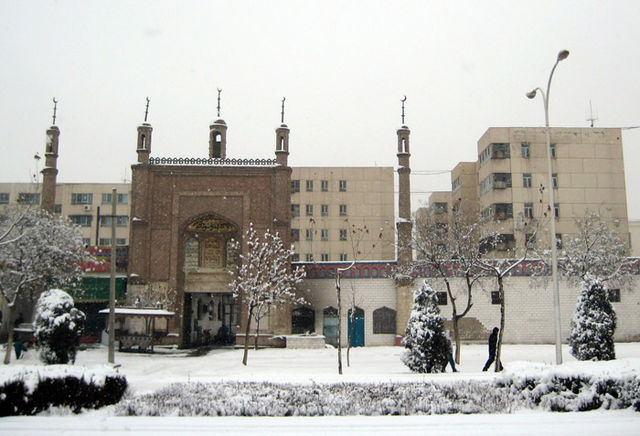 flurries in aksu